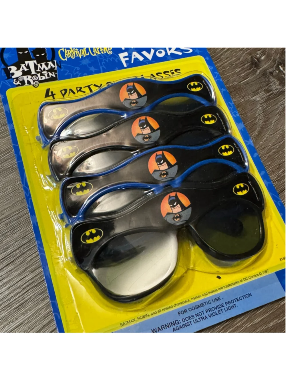 Vintage 1997 Batman & Robin Party Sunglasses 4 Pack Rare